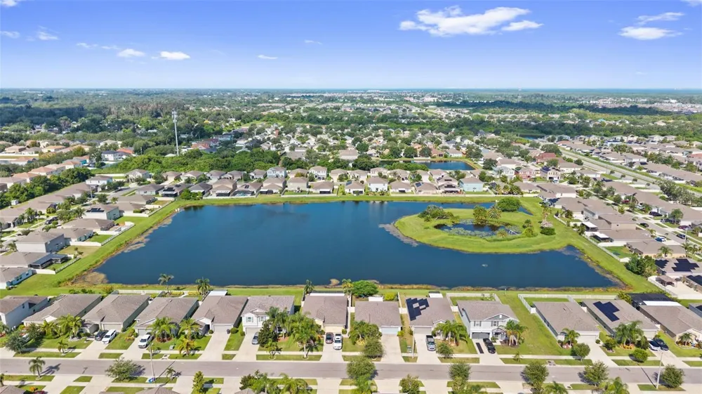 1749 BROAD WINGED HAWK DRIVE Ruskin, FL 33570