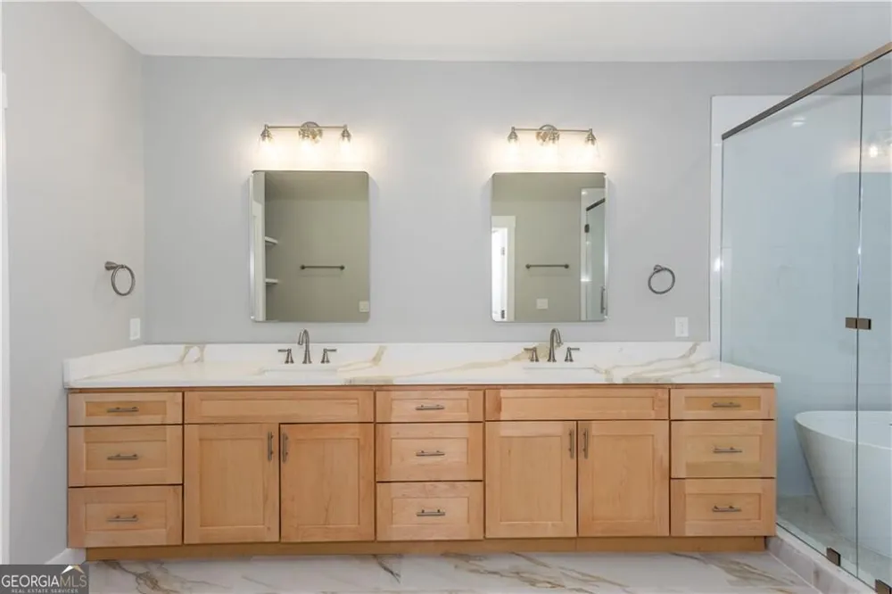3286 Bachelor ST East Point, GA 30344
