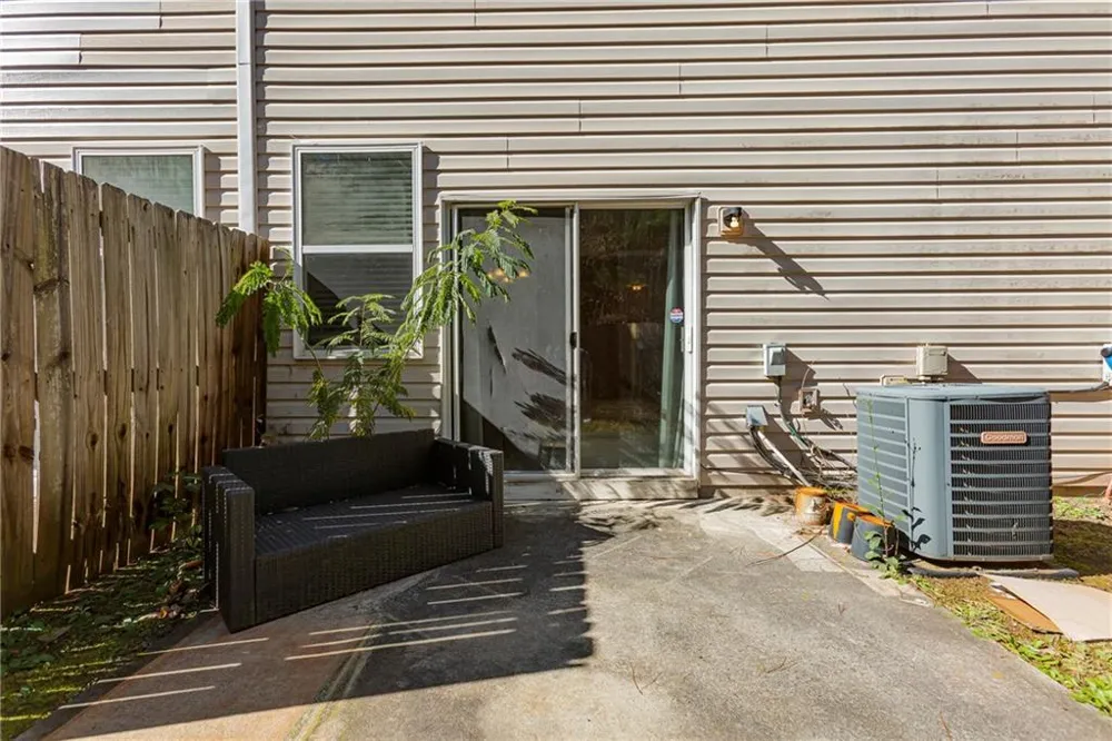 174 Ellis Drive Conyers, GA 30012