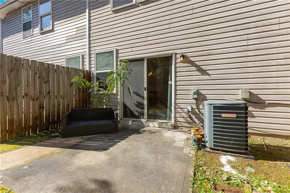 174 Ellis Drive Conyers, GA 30012