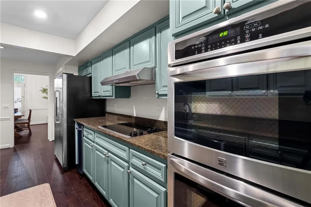 63 Willow Glen Atlanta, GA 30342