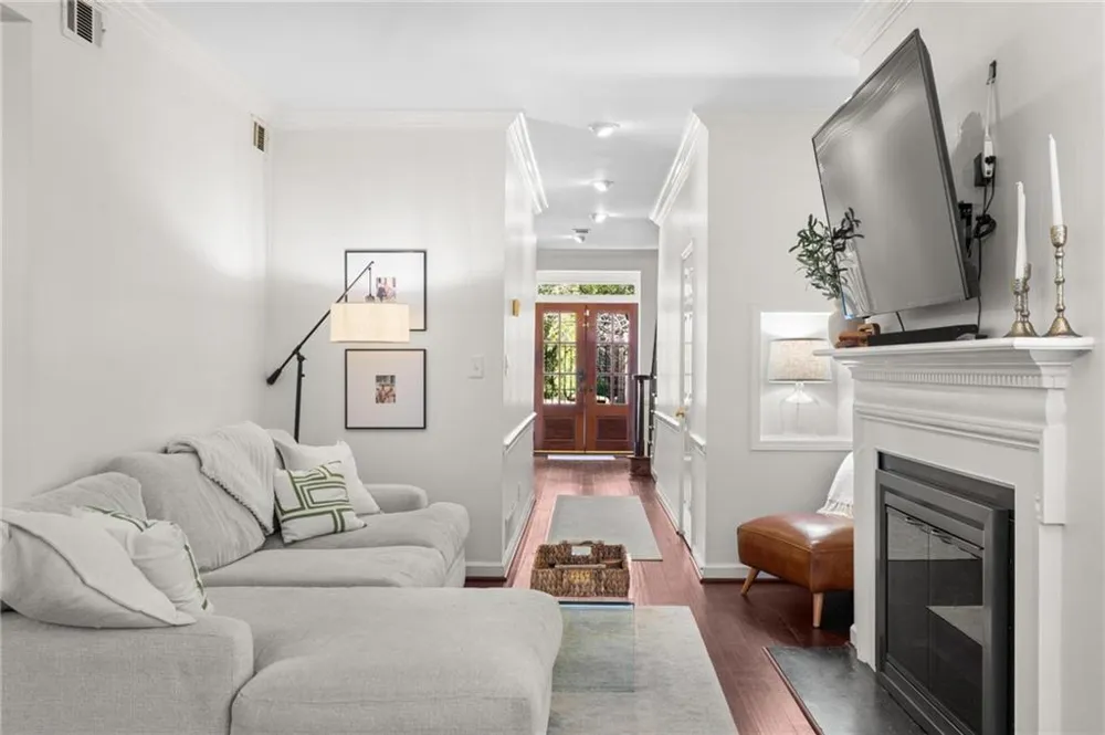 63 Willow Glen Atlanta, GA 30342