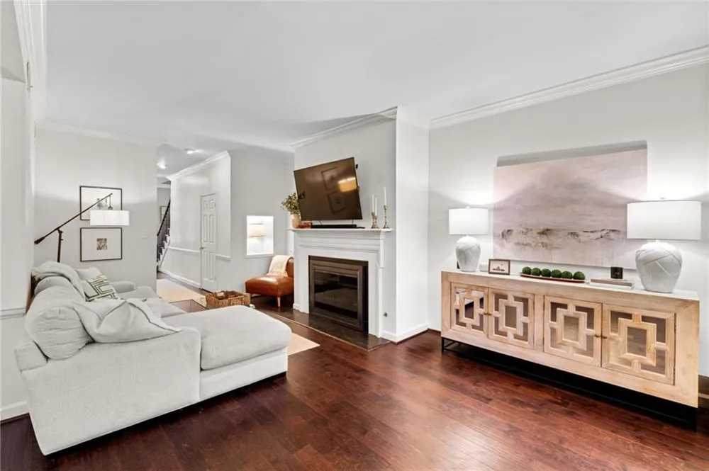 63 Willow Glen Atlanta, GA 30342
