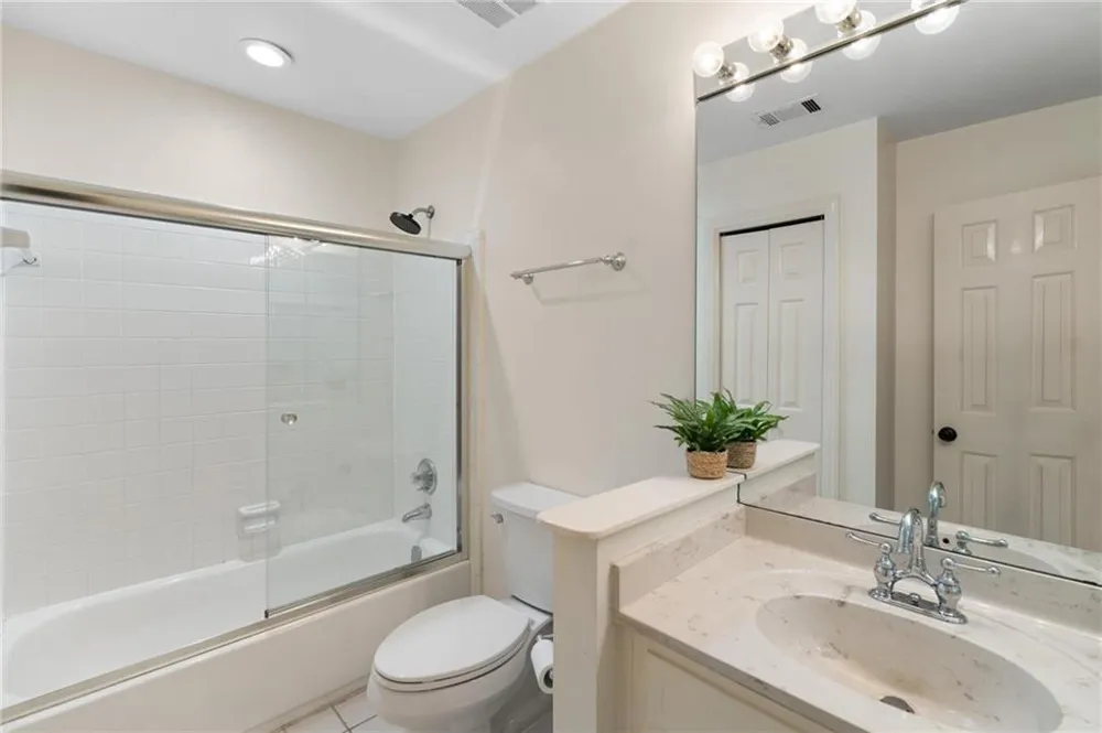 63 Willow Glen Atlanta, GA 30342