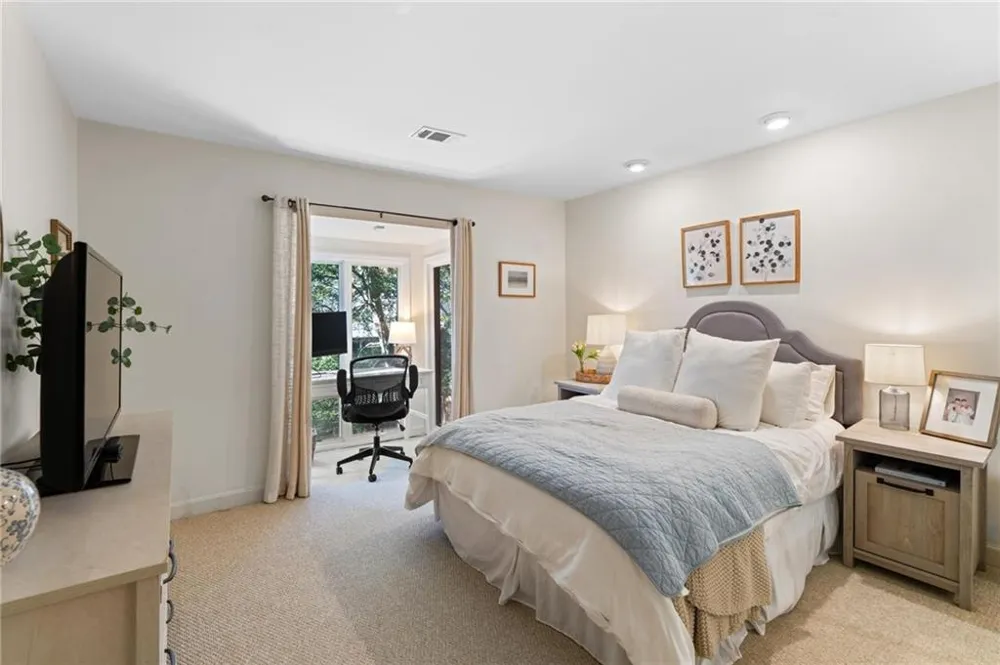 63 Willow Glen Atlanta, GA 30342