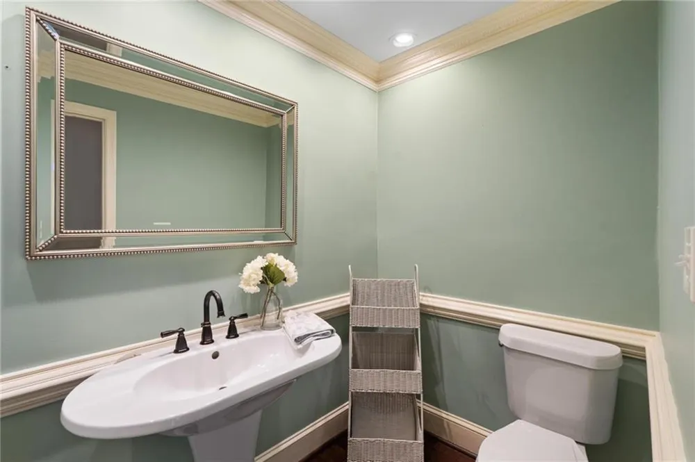 63 Willow Glen Atlanta, GA 30342