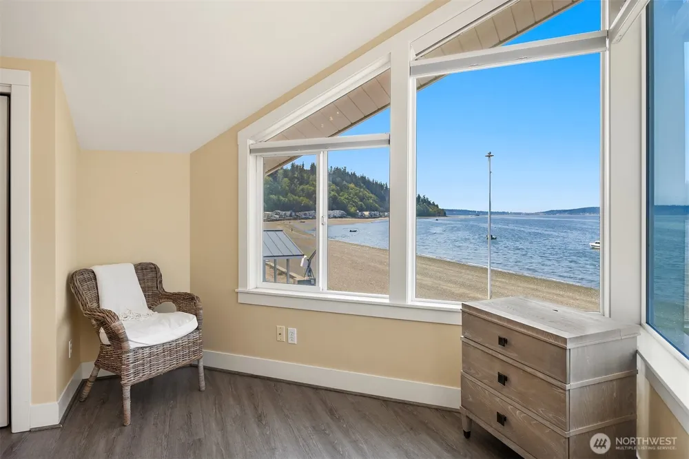 2271 Eastpoint Road Langley, WA 98260