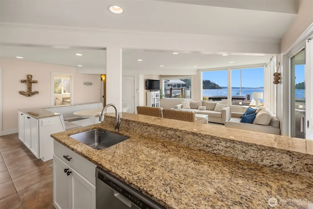 2271 Eastpoint Road Langley, WA 98260