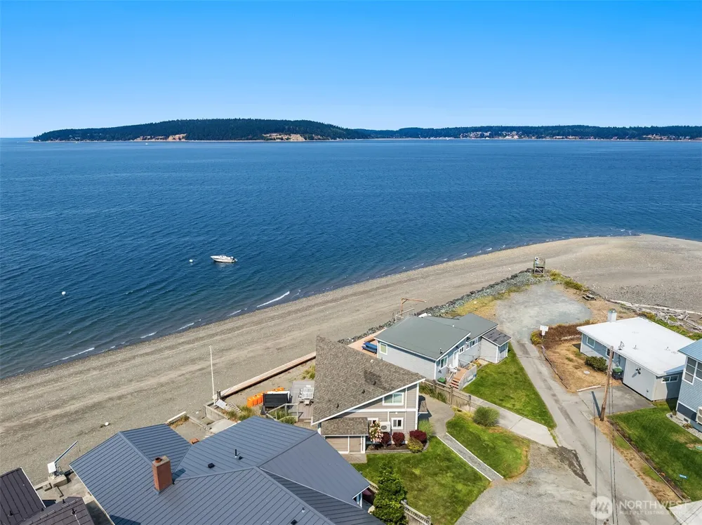 2271 Eastpoint Road Langley, WA 98260