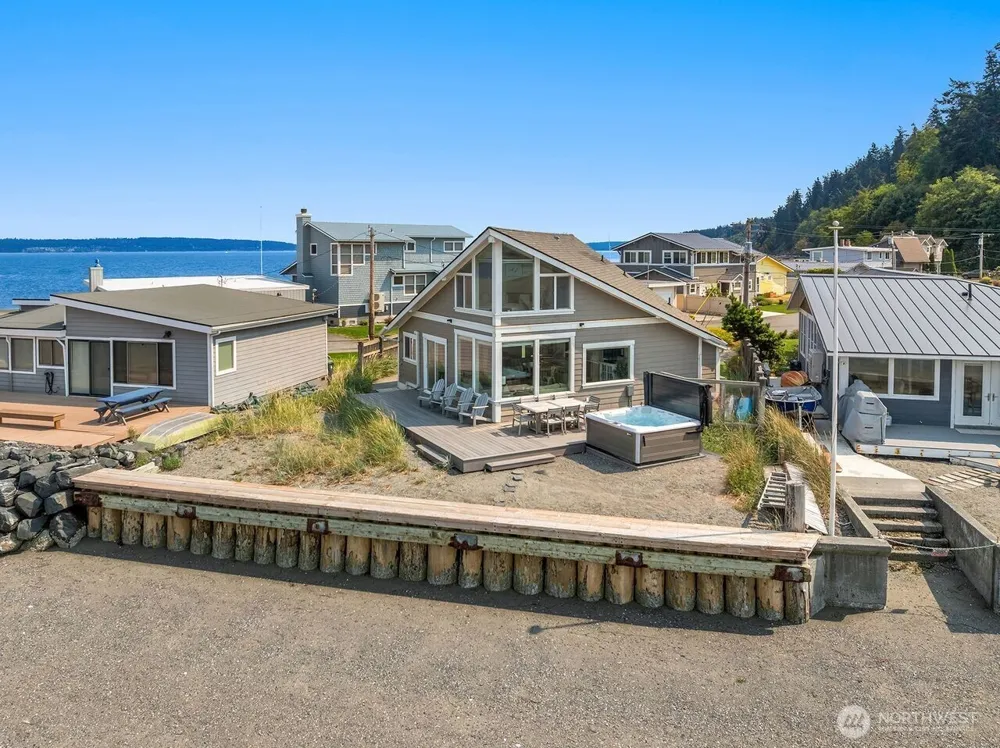2271 Eastpoint Road Langley, WA 98260