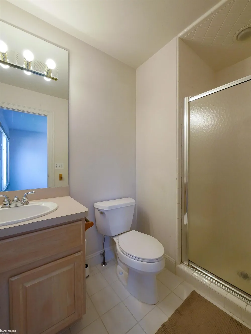 49571 Compass Point Drive Chesterfield Township, MI 48047