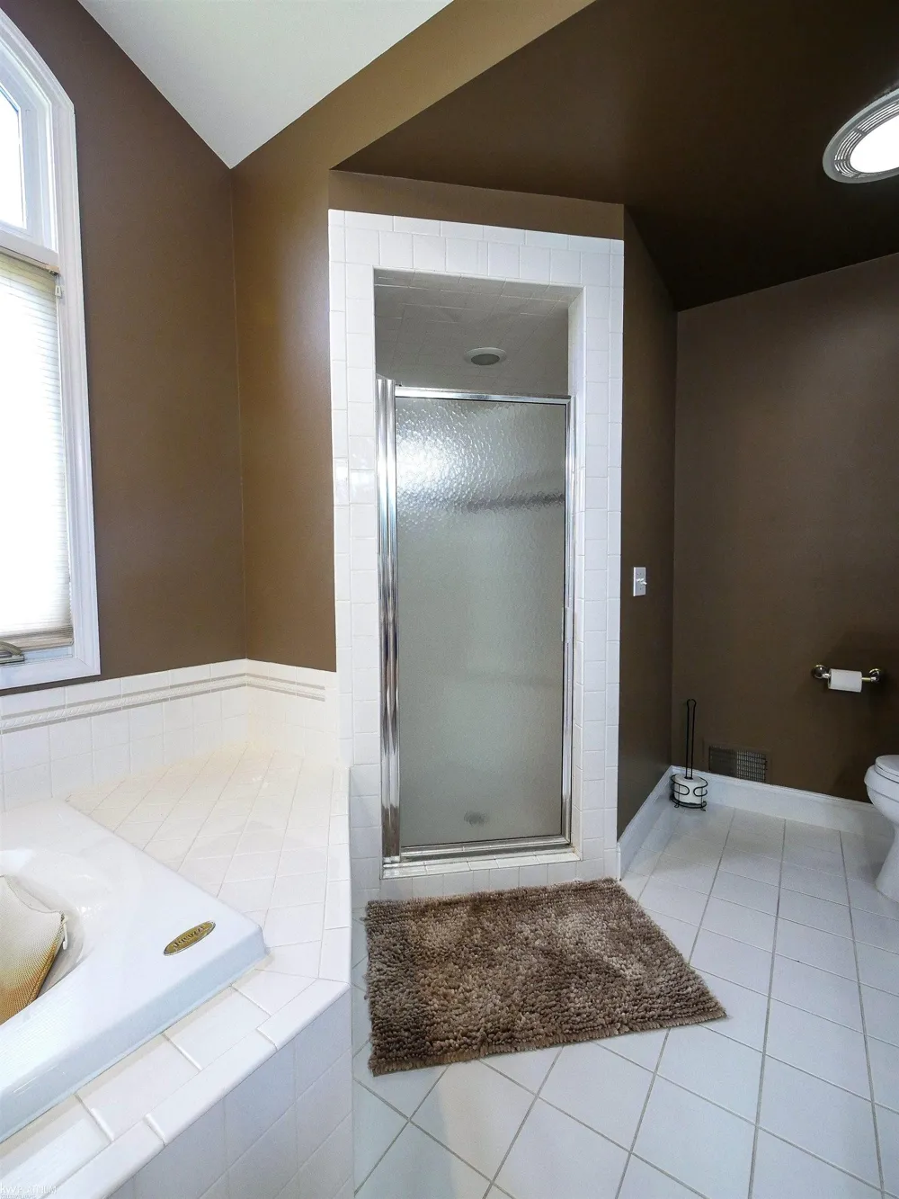 49571 Compass Point Drive Chesterfield Township, MI 48047