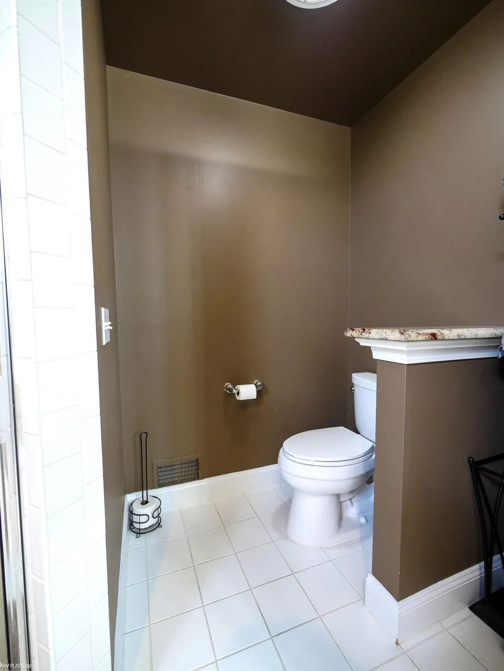49571 Compass Point Drive Chesterfield Township, MI 48047