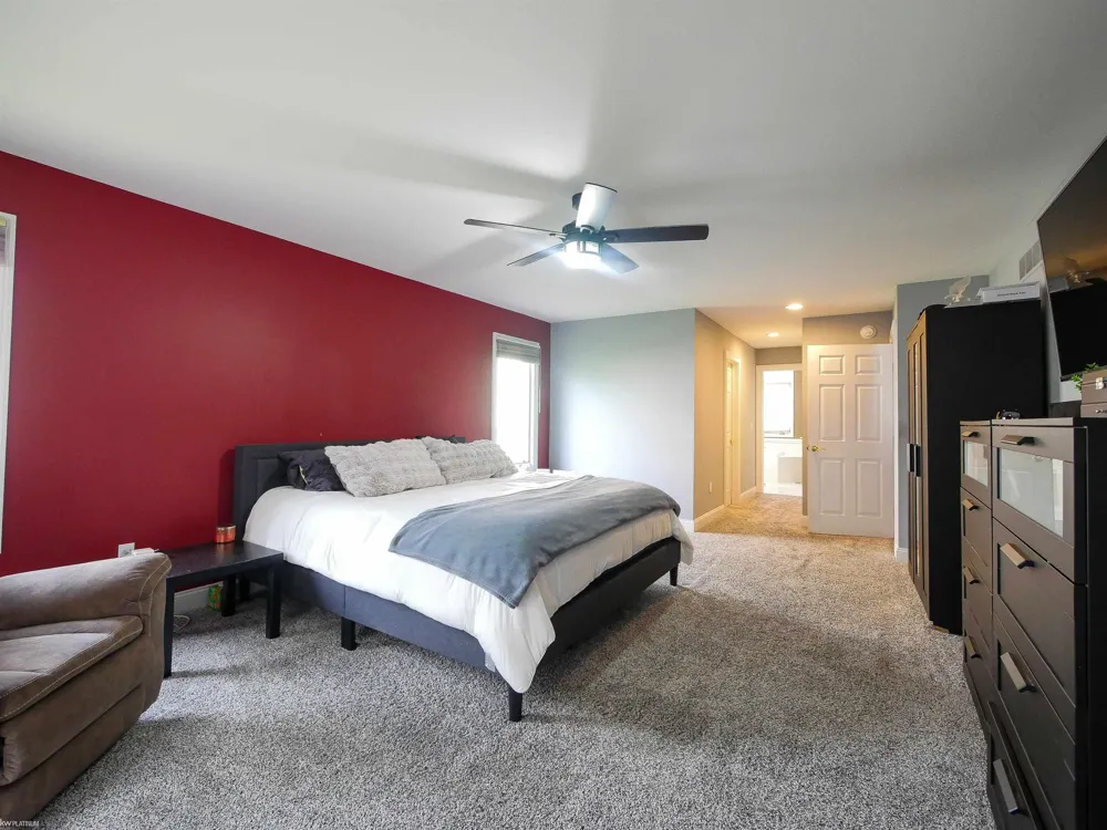 49571 Compass Point Drive Chesterfield Township, MI 48047