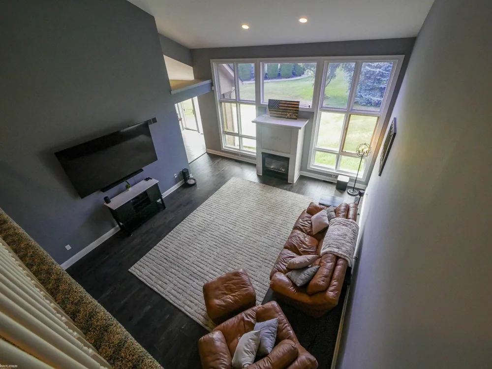 49571 Compass Point Drive Chesterfield Township, MI 48047
