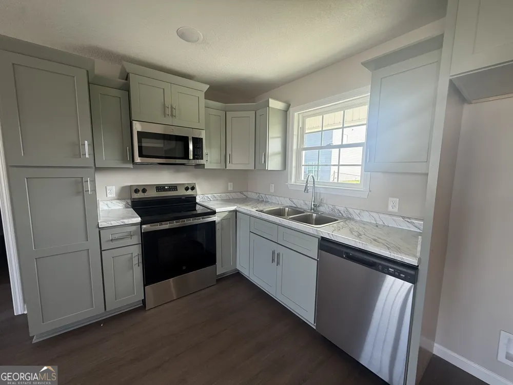 517 Nickies Way Statesboro, GA 30458