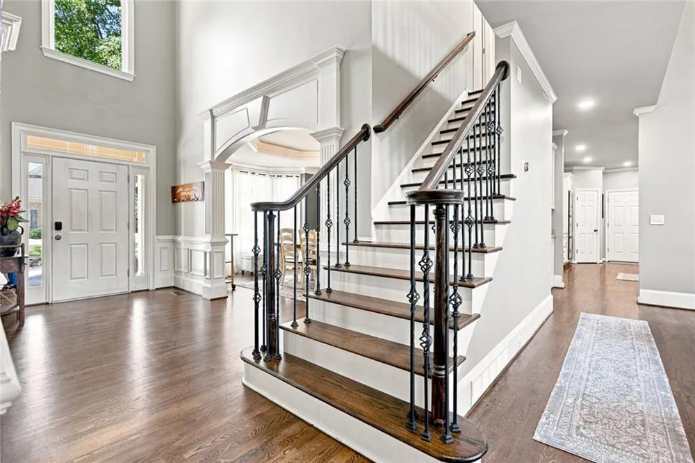 1044 Meadow Club Court Suwanee, GA 30024