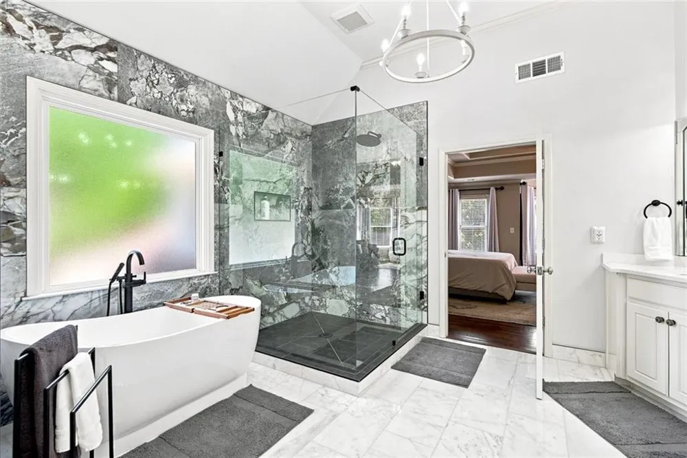 1044 Meadow Club Court Suwanee, GA 30024