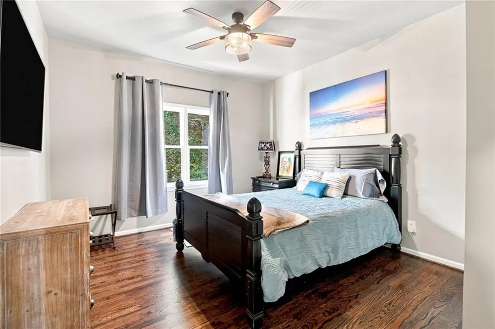 1044 Meadow Club Court Suwanee, GA 30024
