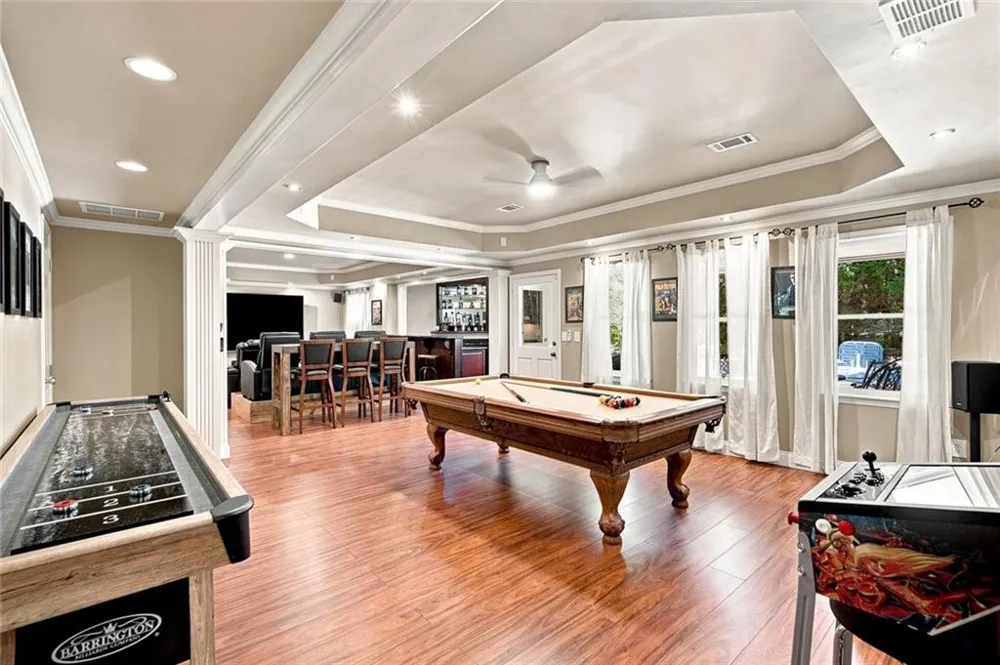1044 Meadow Club Court Suwanee, GA 30024