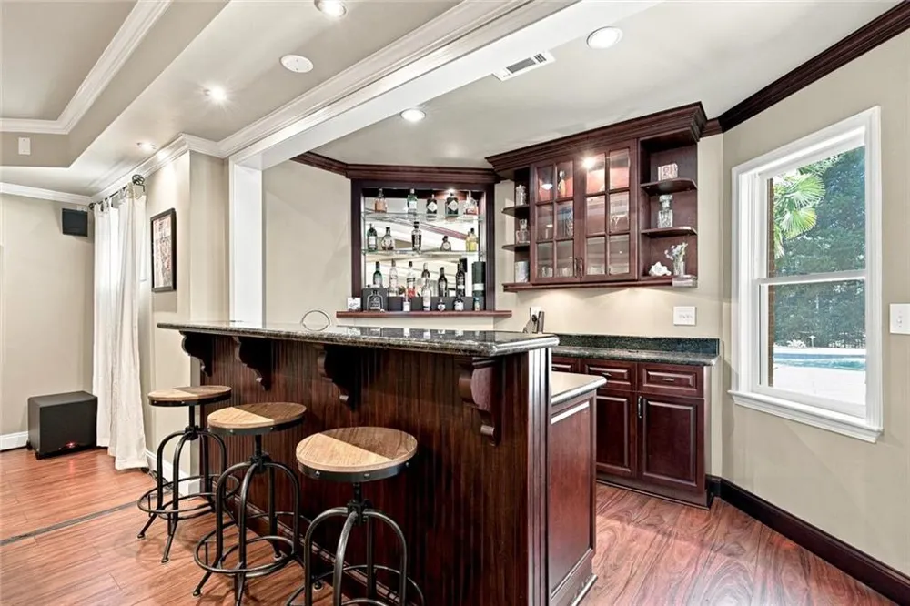 1044 Meadow Club Court Suwanee, GA 30024