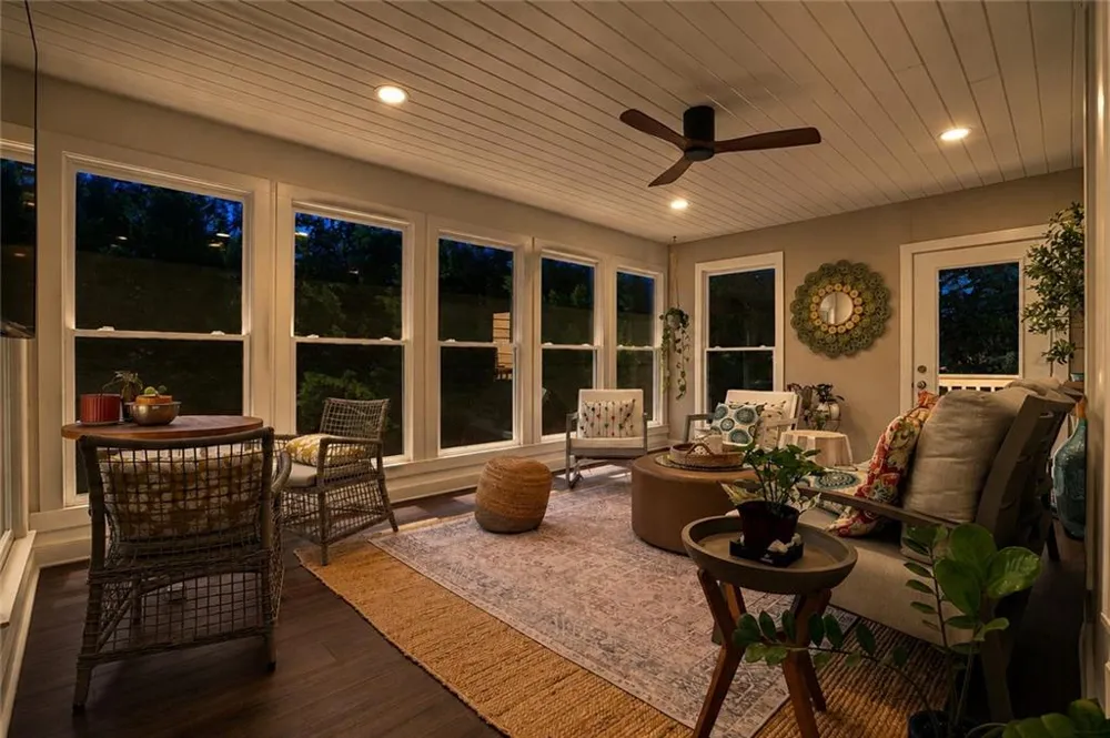 1044 Meadow Club Court Suwanee, GA 30024