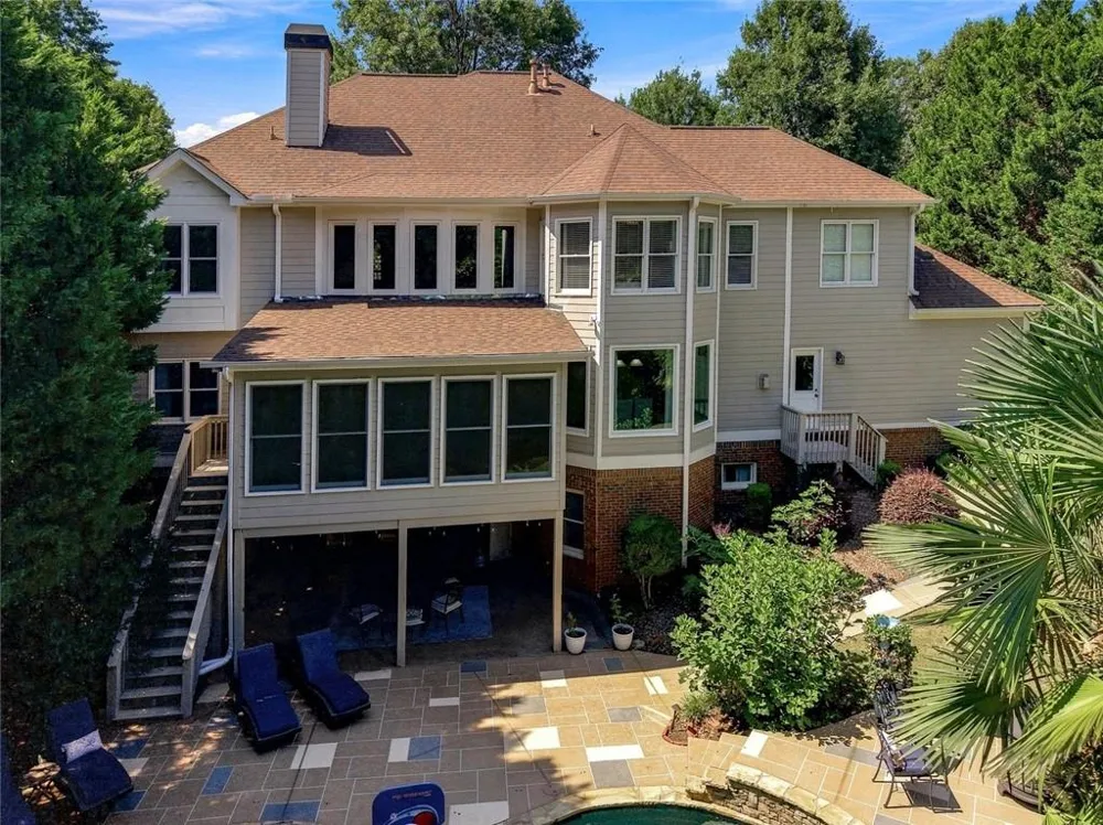 1044 Meadow Club Court Suwanee, GA 30024