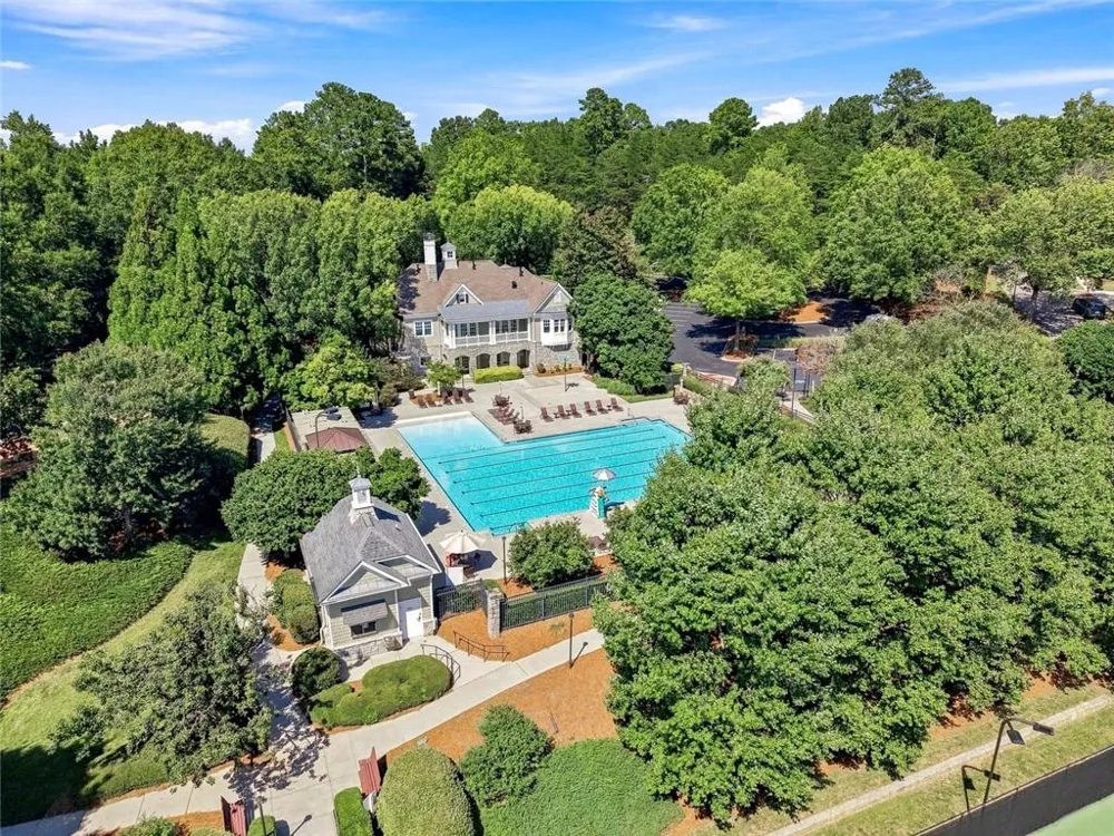 1044 Meadow Club Court Suwanee, GA 30024