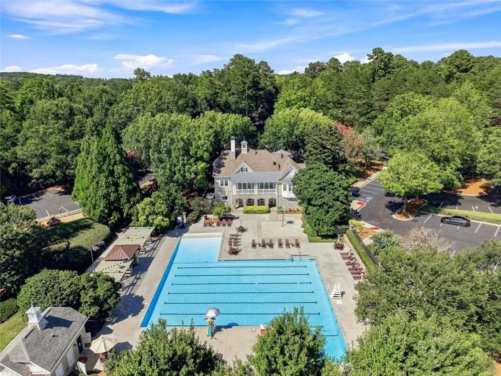 1044 Meadow Club Court Suwanee, GA 30024