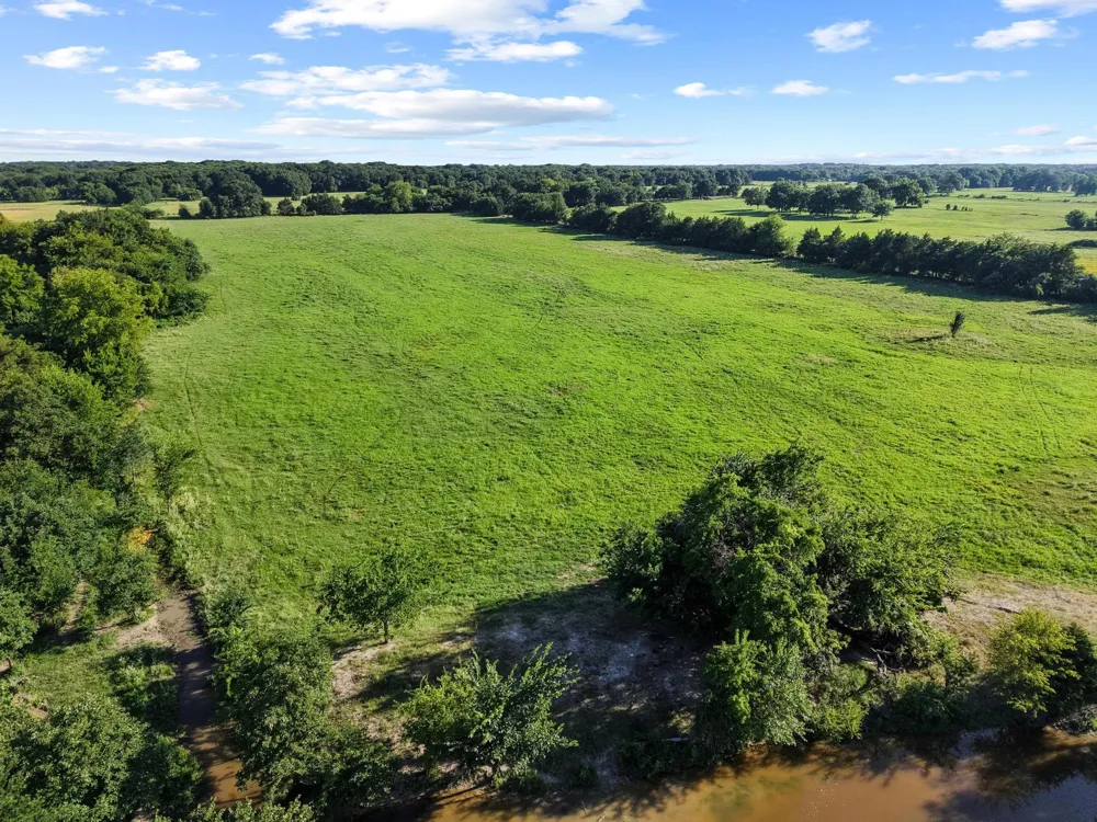 County Road 2131 Telephone, TX 75488
