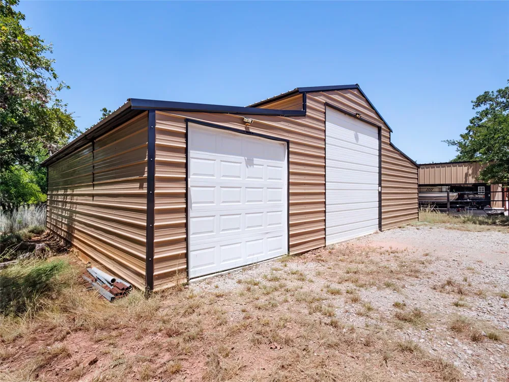 660 Oak Point Drive May, TX 76857
