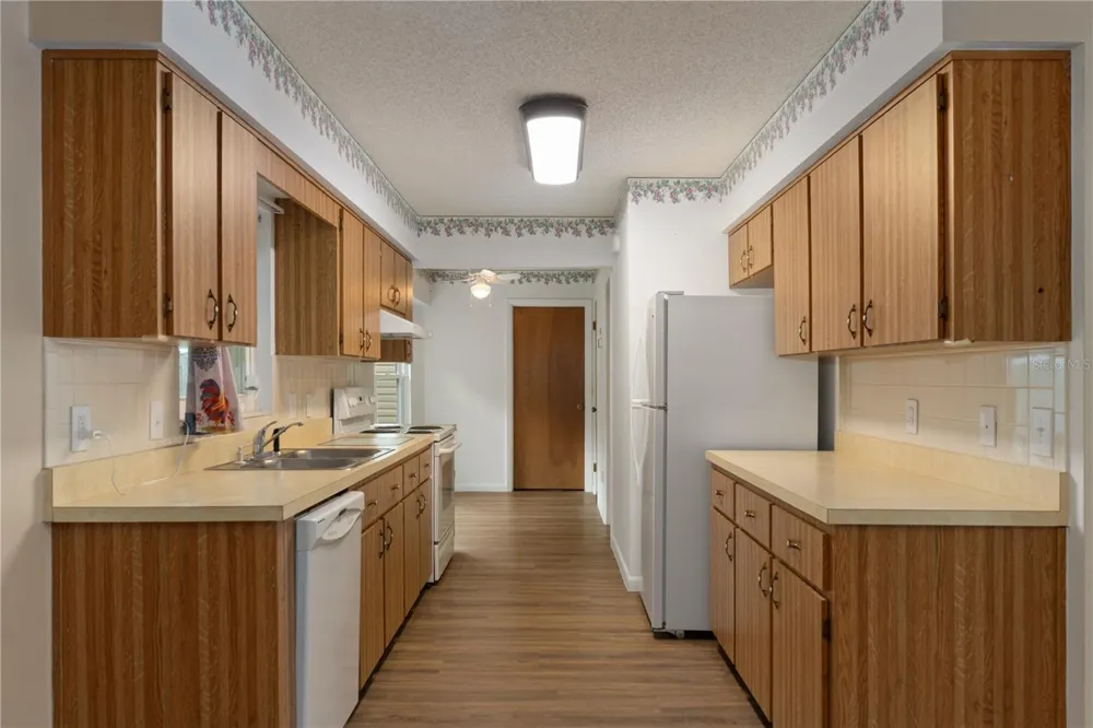 9390 E WINDWOOD LOOP Inverness, FL 34450