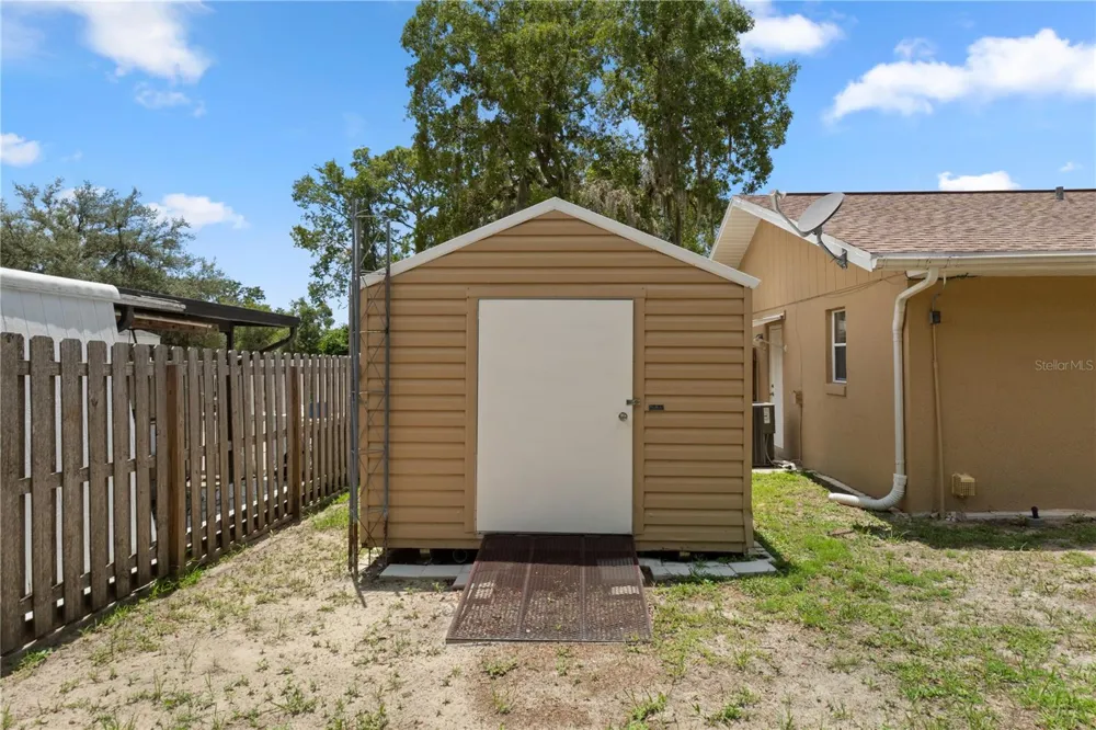 9390 E WINDWOOD LOOP Inverness, FL 34450