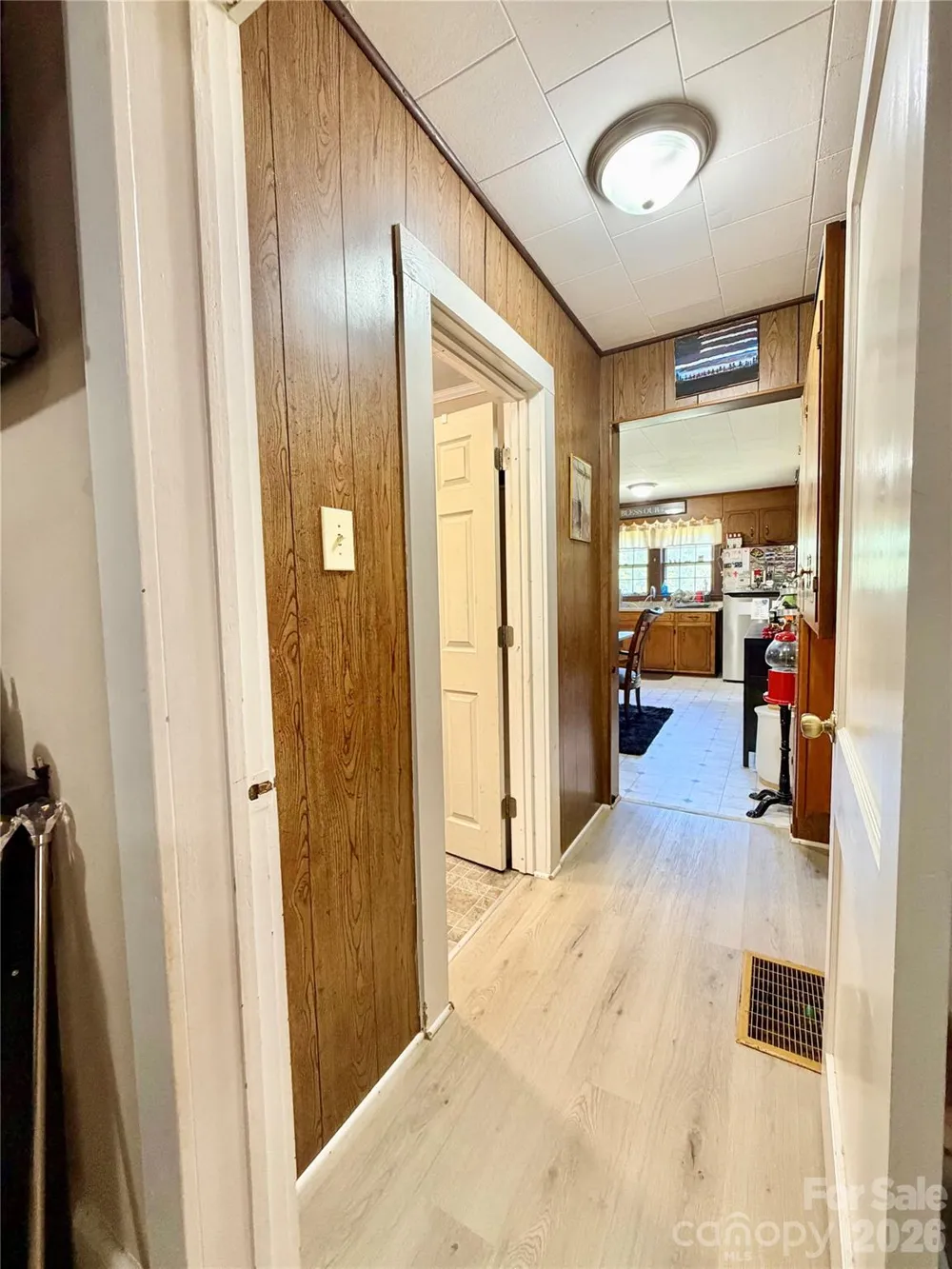 371 Sulphur Springs Road Hiddenite, NC 28636