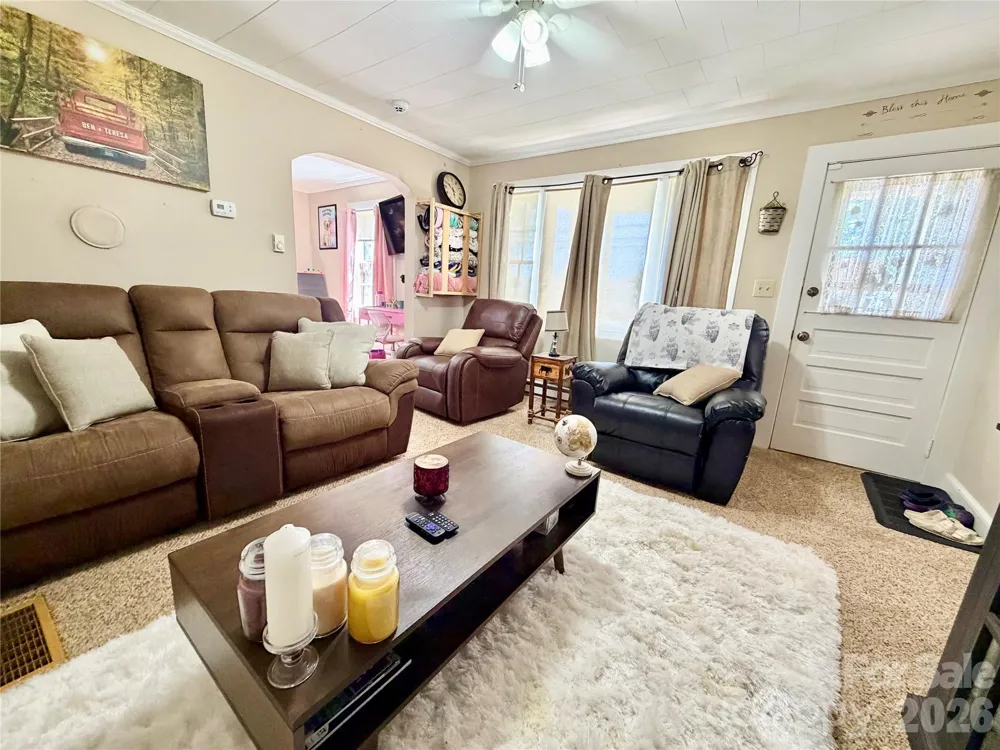 371 Sulphur Springs Road Hiddenite, NC 28636