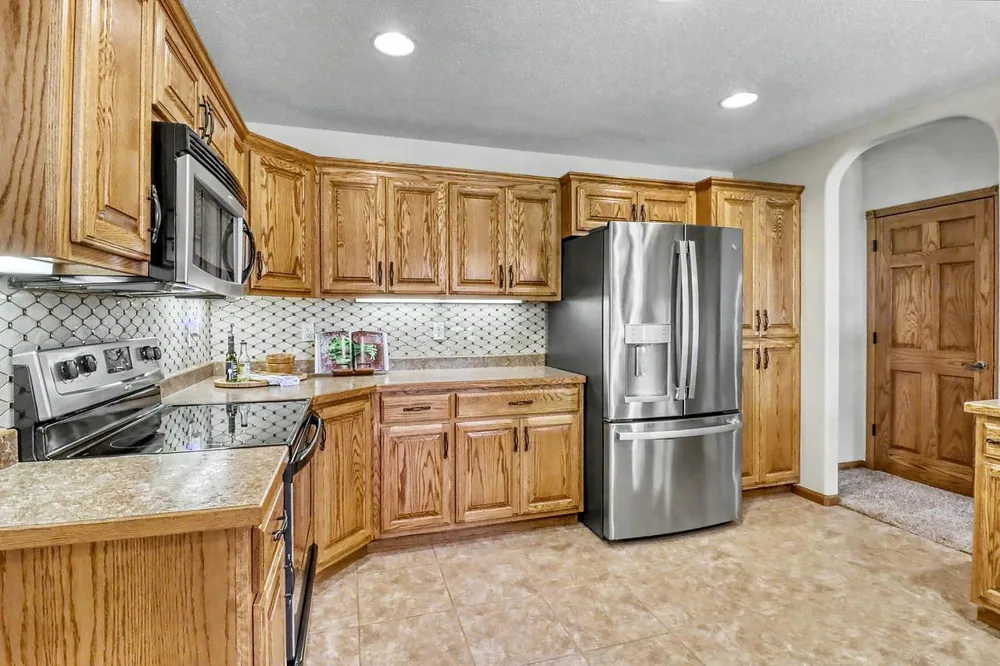 555 Queens Court Moorhead, MN 56560