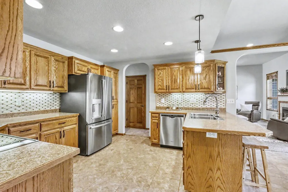 555 Queens Court Moorhead, MN 56560