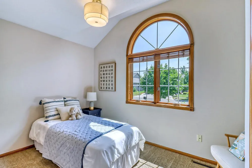 555 Queens Court Moorhead, MN 56560