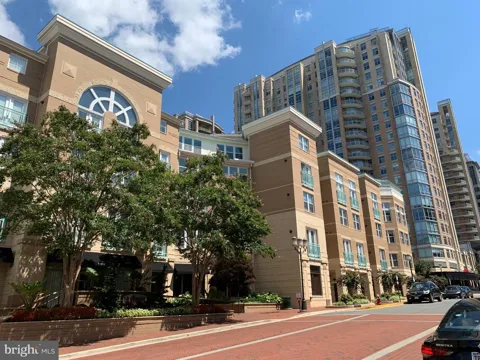 12000 MARKET STREET #483