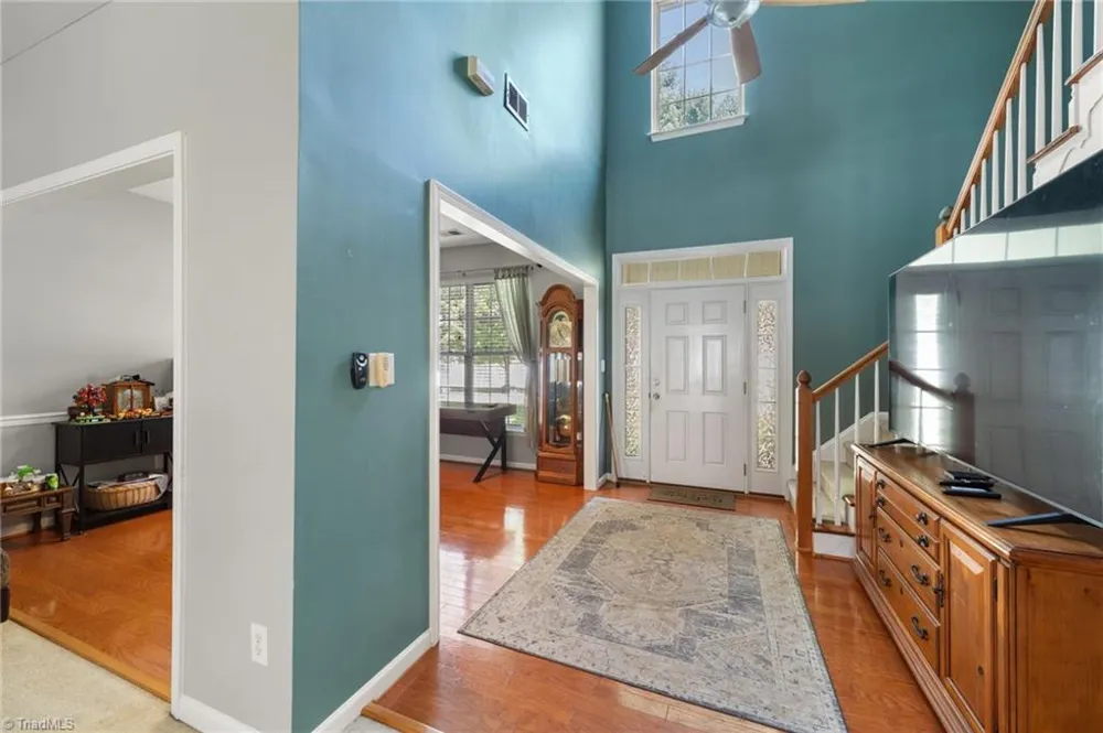 122 Eagle Point Court Kernersville, NC 27284