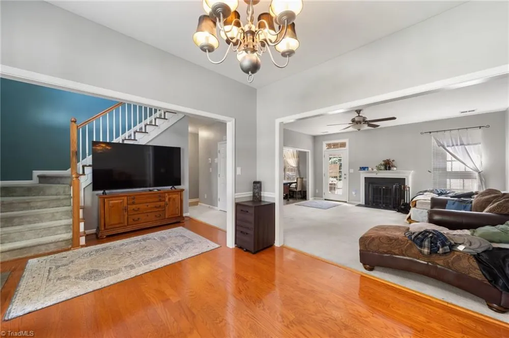 122 Eagle Point Court Kernersville, NC 27284