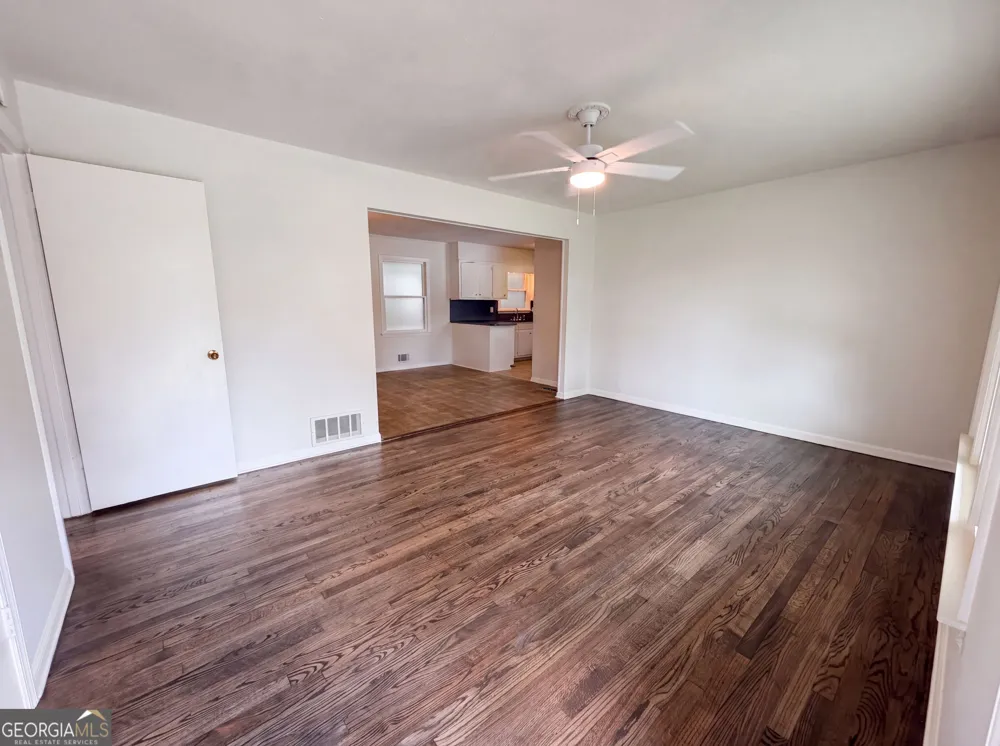 1276 Robin RD NE Conyers, GA 30012
