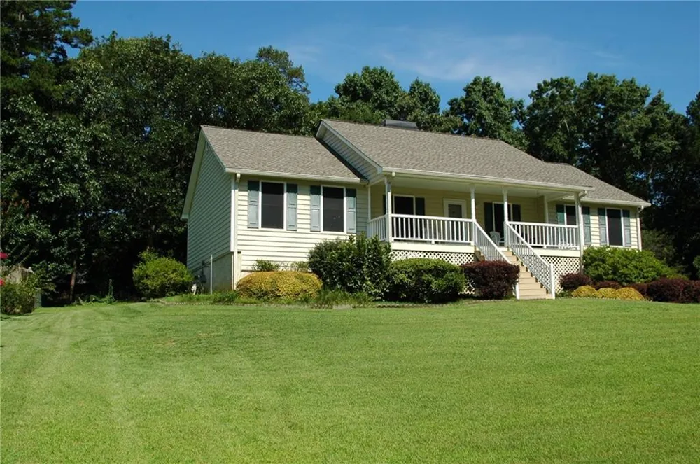 400 Lambeth Drive Hiram, GA 30141