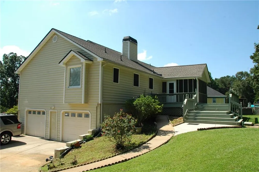 400 Lambeth Drive Hiram, GA 30141