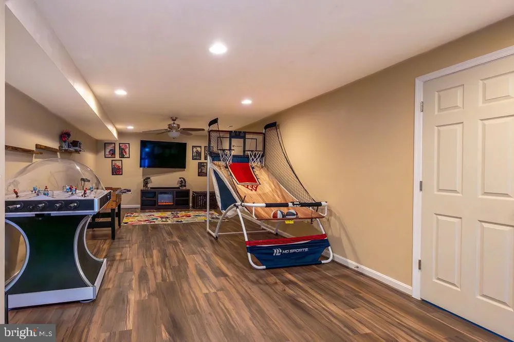 8896 MULLEN King George, VA 22485