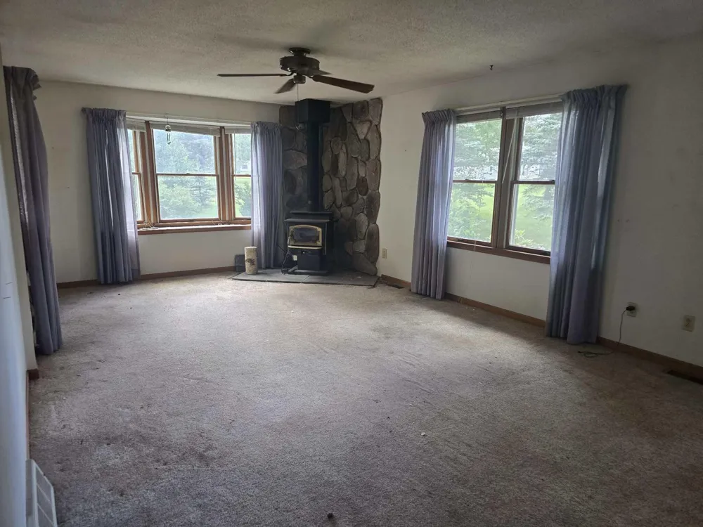 8533 U.S. 10 Chase, MI 49623