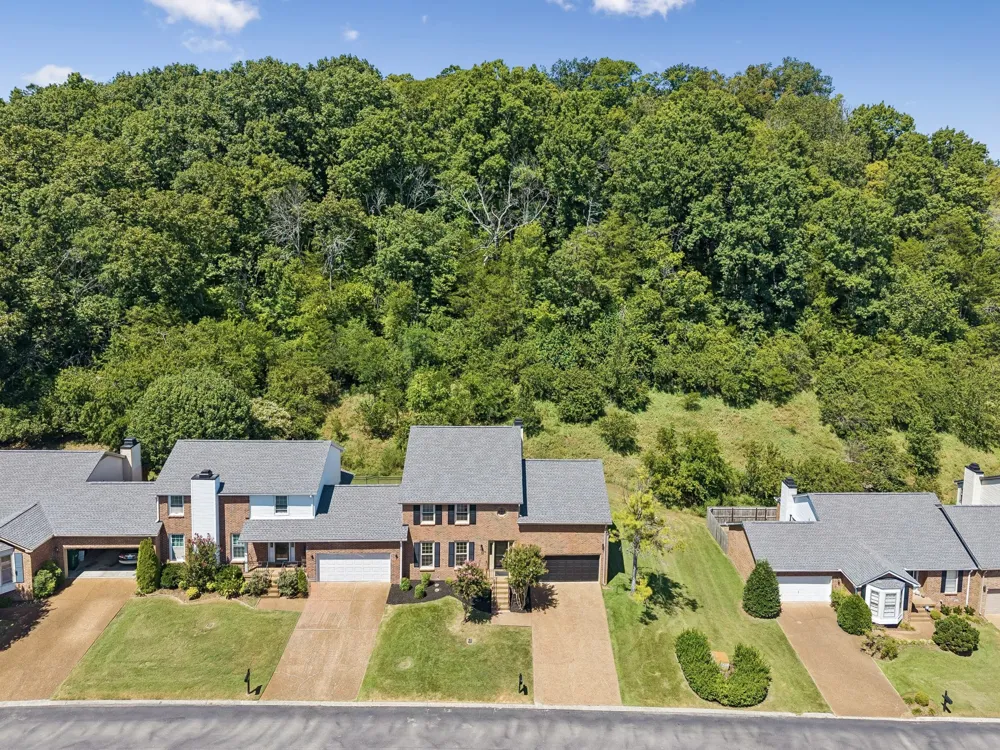 1533 Mooreland Blvd Brentwood, TN 37027