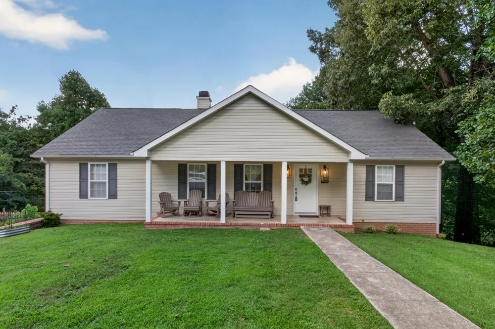 502 Westwood Dr McMinnville, TN 37110