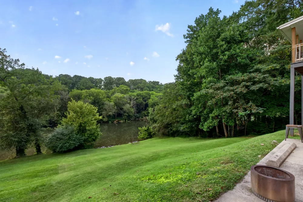 502 Westwood Dr McMinnville, TN 37110