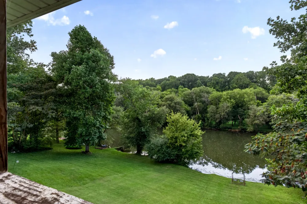 502 Westwood Dr McMinnville, TN 37110